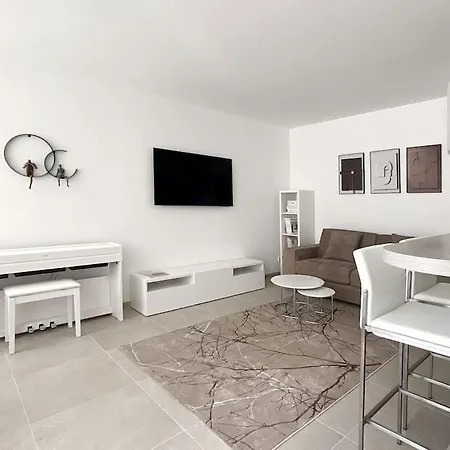 Duplex Luxueux 5 Etoiles Avec Terrasse アパート ドーヴィル